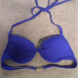 Victoria secret swimsuit top size 32 A